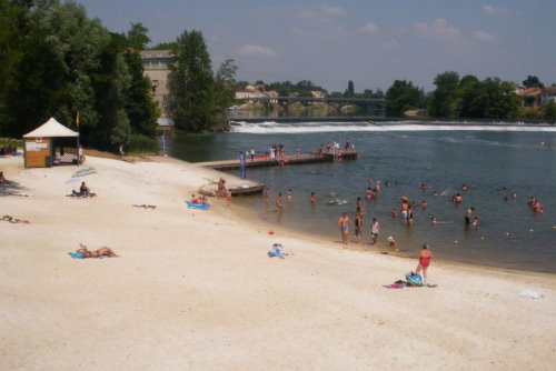 beach the Clairac on the river the Lot